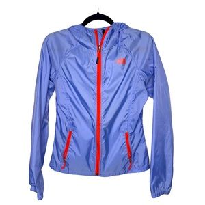 The North Face Women’s Lightweight Windbreaker